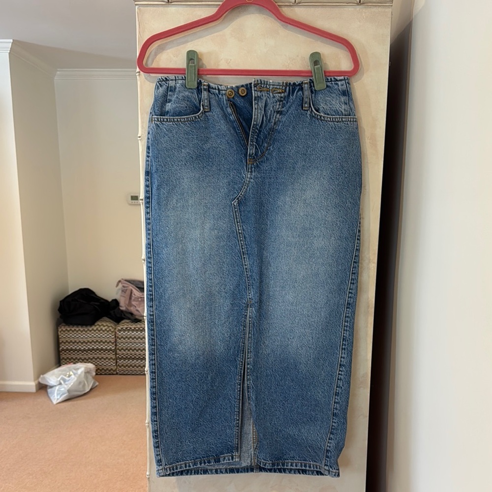 ZARA Blue Denim Jeans Skirt SIZE MEDIUM